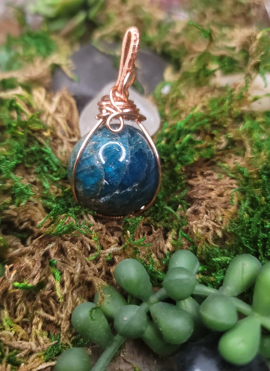 Blue Apatite & Copper Wire Wrapped Pendant